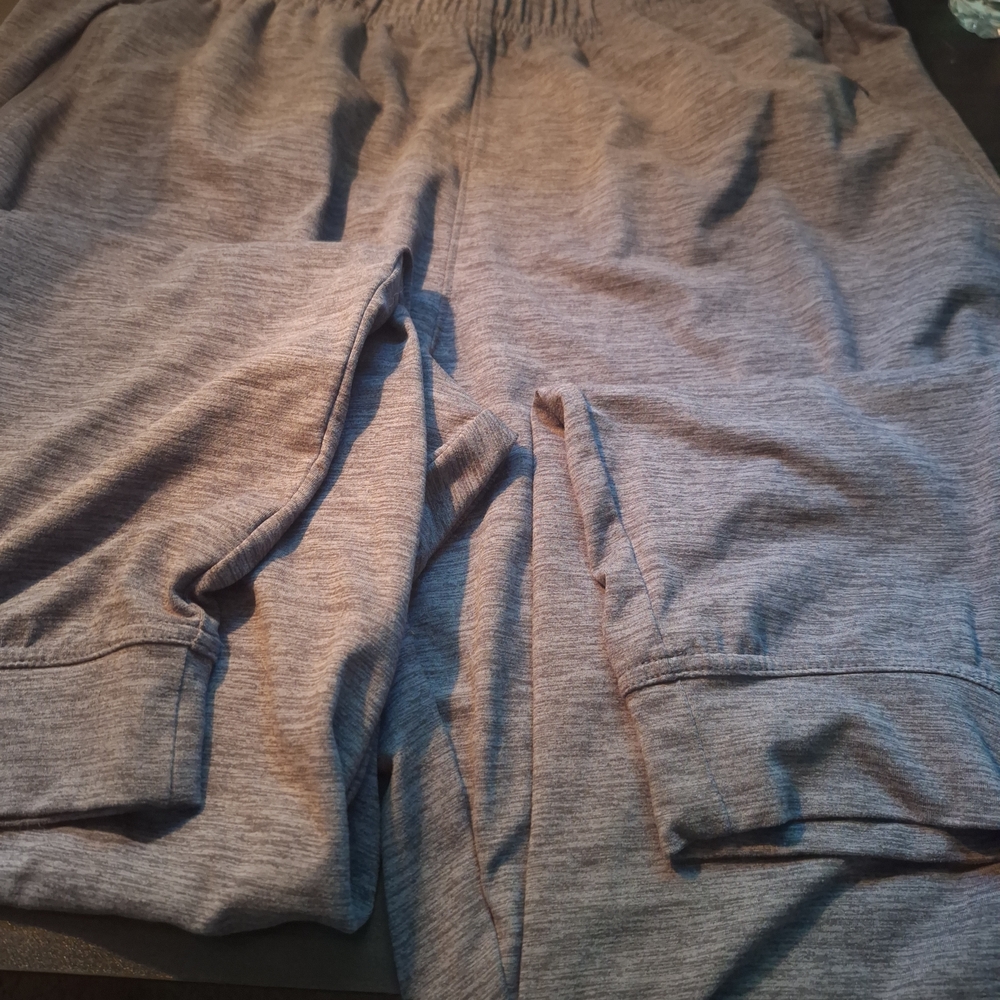 Men's Gray Sweatpants